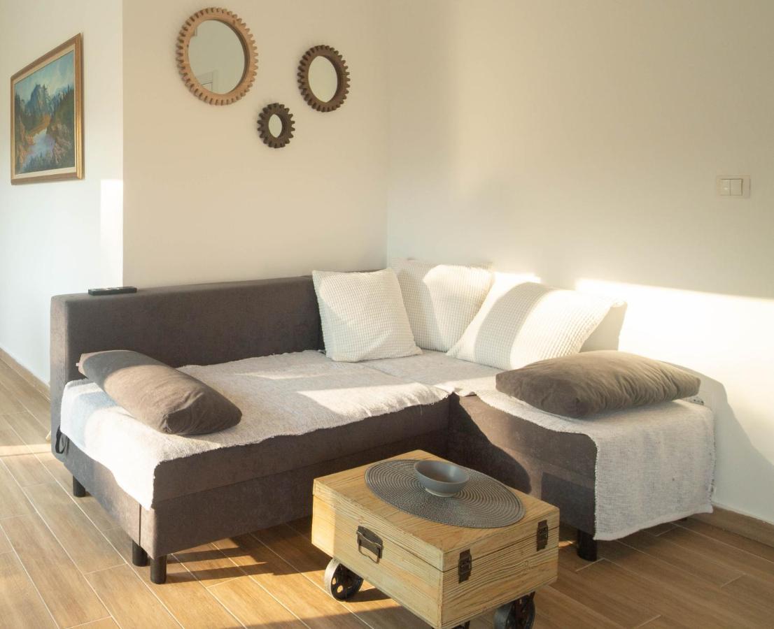 Plamenatz Studio Apartments 비르파자르 외부 사진